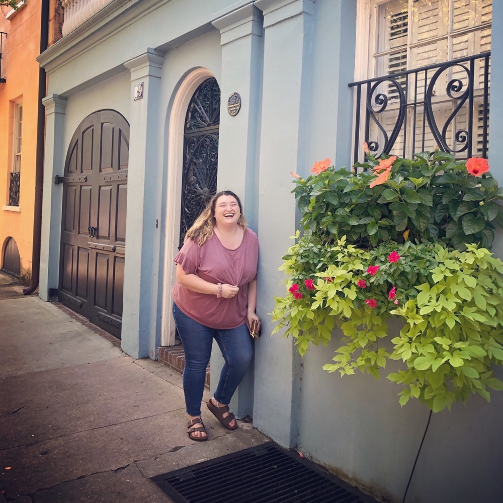 Meet your Posher, Chloe